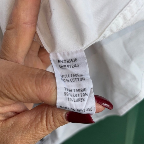 M.E.C & S men’s XL white top with silver design - Picture 5 of 9